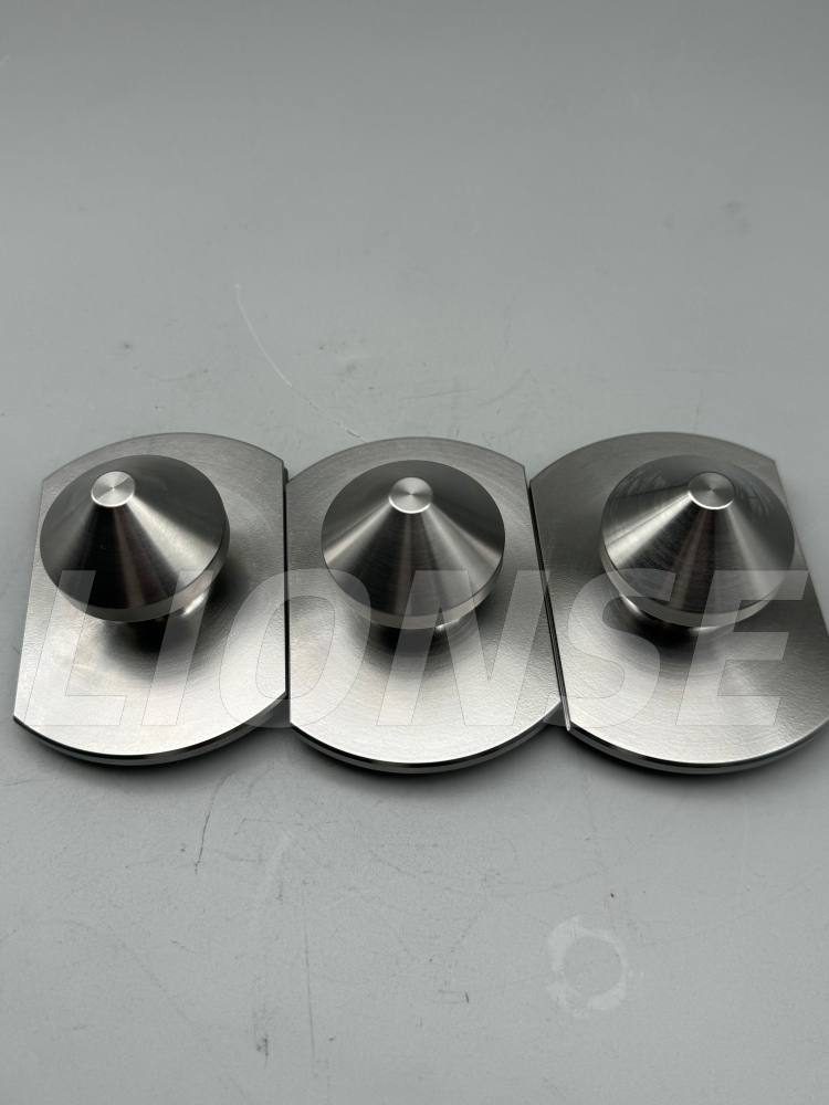 Koonilise pinna asukoha määrav tõmbetapp